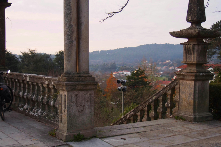 Porto: Private 3-Day Tour to Santiago & Northern Portugal