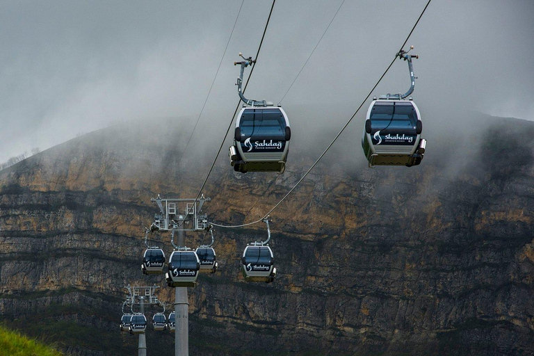 Baku to Shahdag Resort: Day Tour with Scenic Mountain Stops