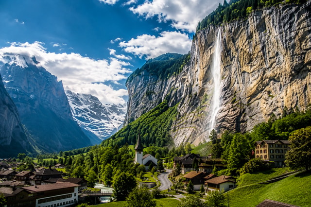 From Zurich: Interlaken, Lauterbrunnen & Grindelwald