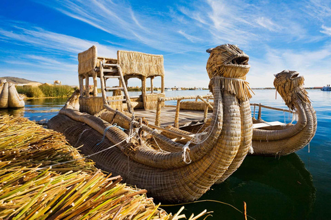 Tour de día completo al Lago Titicaca en Puno con almuerzo típico