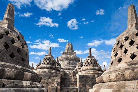 Tour di un giorno all&#039;alba del vulcano Merapi, Borobudur e PrambananTour di un giorno all&#039;alba del vulcano Merapi, di Borobudur e Prambanan