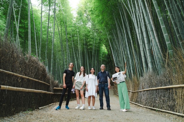 Visit Kyoto Arashiyama Walking Tour with Local Guide in Kyoto, Japan