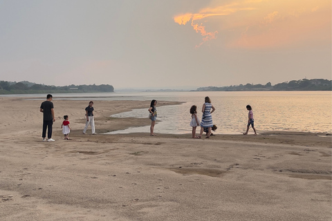 Vientiane: Mekong River Sunset Cruise with Snacks & Drinks