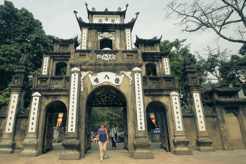 Hanoi: Parfümpagode mit Bootsfahrt oder Lotus-SeidendorfPrivate Tour: Parfümpagode, Lotus-Seidendorf und Weihrauch