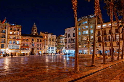 Málaga: Evening Walking Tour with Cheese and Local Wine