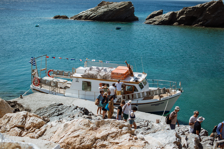 Folegandros: Group Boat Tour with Snorkeling Small Group Tour - Discover Unspoiled Coastlines