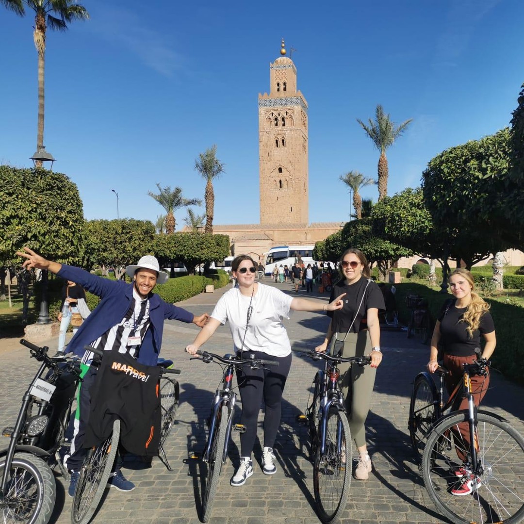 Marrakech : visite guidée à vélo avec un guide local - medina