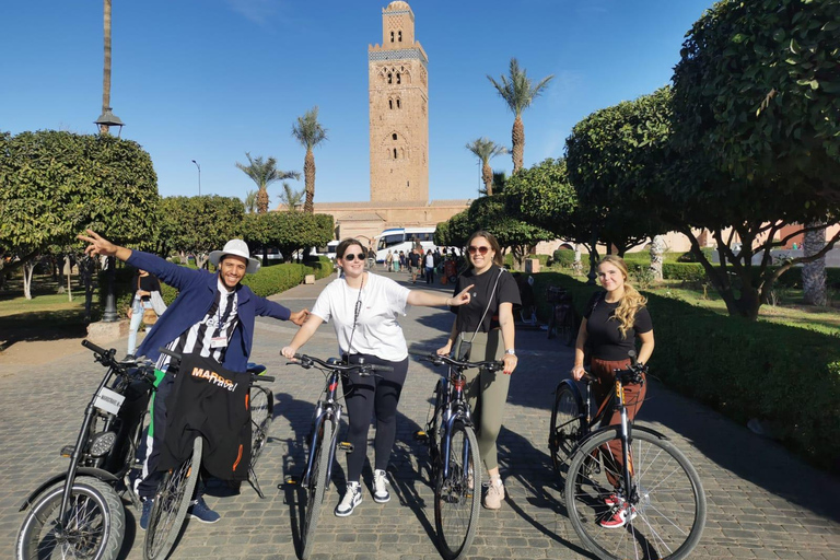 Marrakech: Guided Bike Tour with a local Guide