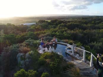Fingal: Peninsula Hot Springs Entry with Lunch Credit