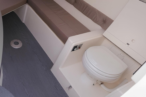 Palma de Mallorca: Private Sunrise Boat Tour & Watersports Sunrise experience + Long stop with water toys.