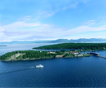 Grosse-Île: Irish Immigrant Memorial Cruise & Tour