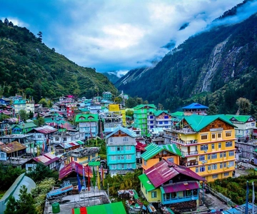 Bagdogra: Himalayas, Sikkim & Kalimpong 10-Day Tour