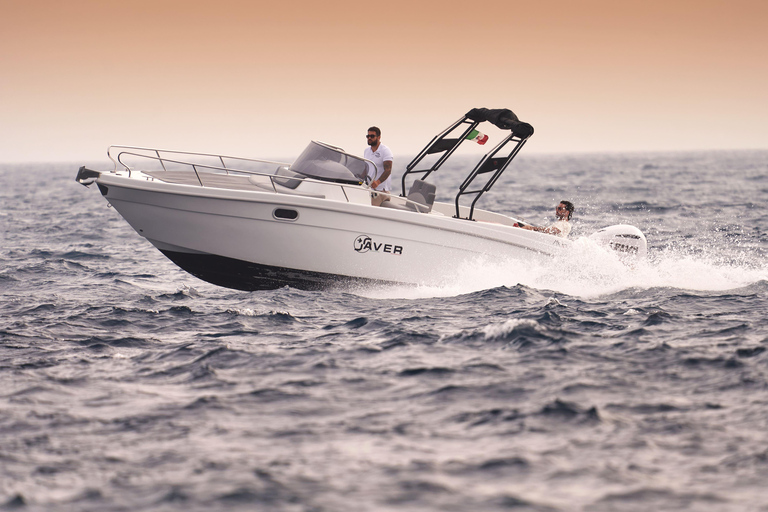 Sorrento: Private Capri Speedboat Tour with Snacks & Drinks