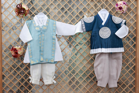 Seoul: K-Drama Hanbok Rental Near Changdeokgung Palace