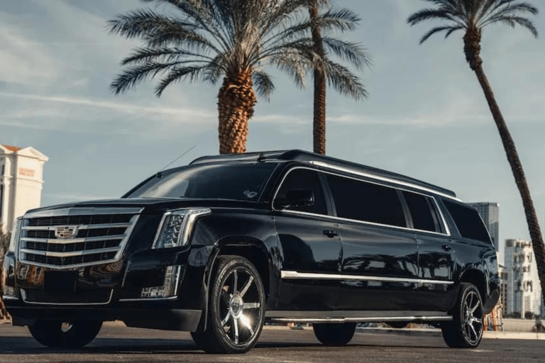 Las Vegas: Nightclub on Wheels Scenic Party Bus Experience