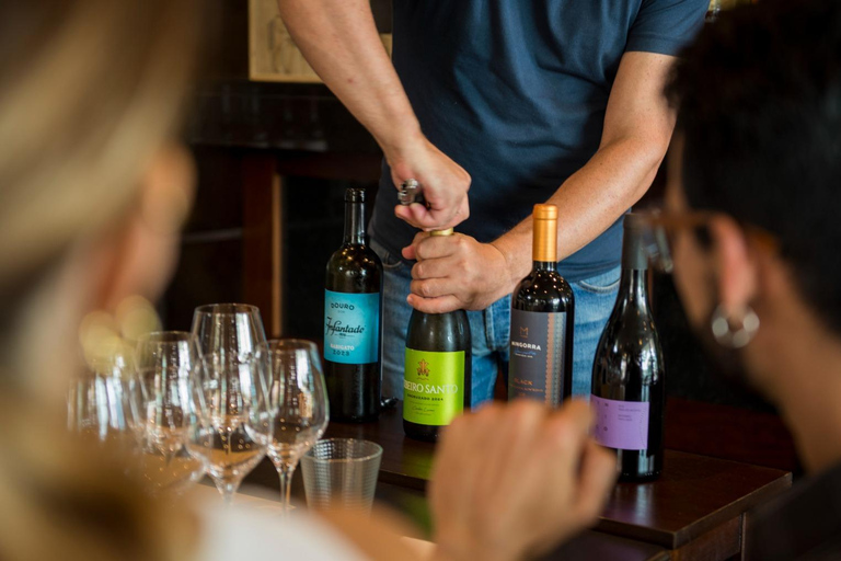 فونشال: تذوق النبيذ البرتغالي مع الساقي