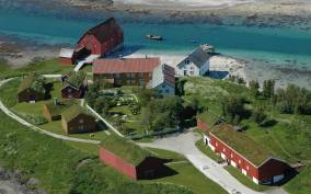 Bodø: Kjerringøy & Nordfjord Cruise