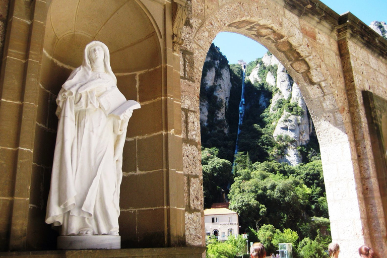 Barcelona: Montserrat, Black Madonna, Rack Railway & Liquors Transfer to Montserrat Monastery & Ticket to the Basilica