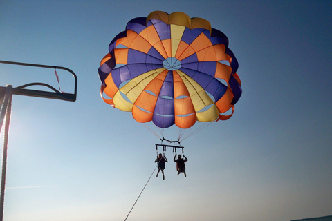 Phuket: Avventura in parasailing