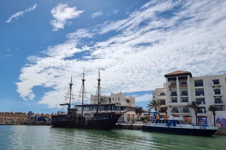 Agadir: Boat Trip with Fishing and Lunch & Transfer