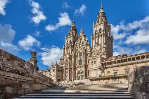 Z Lizbony: Jednodniowa wycieczka do Santiago de Compostela z Fatimą