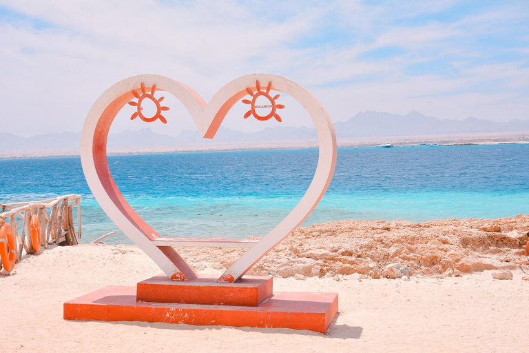 Hurghada: Luxury Catamaran Semi Submarine & Island & Sunset Luxury Catamaran Island With Private Transfer