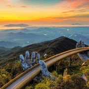 DaNang / Hoi an: My Son Sanctuary, Marble Mt & Golden Bridge