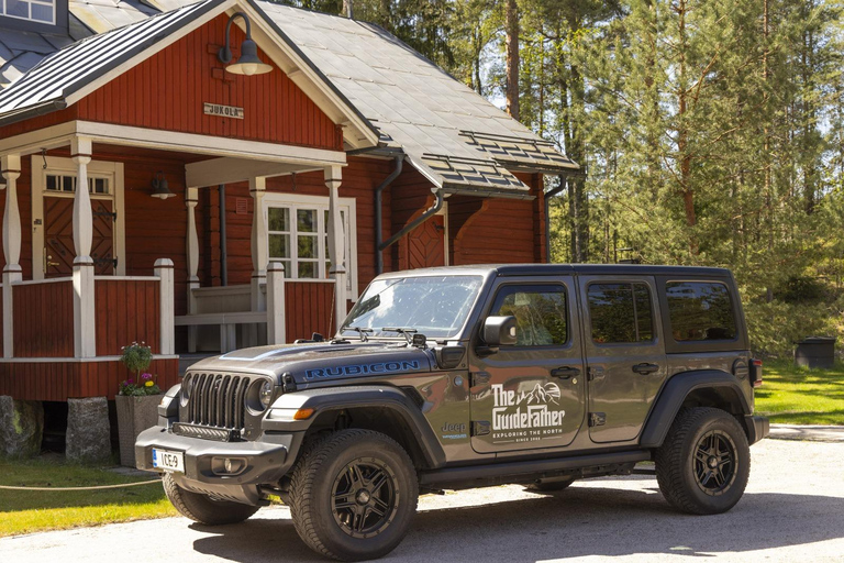 赫尔辛基：驯鹿公园与马厩私人游赫尔辛基：驯鹿公园与马厩私人导览游