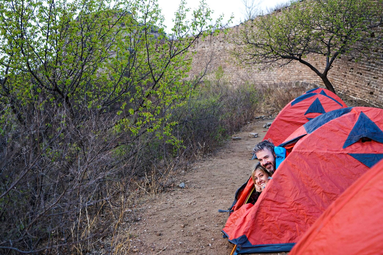 Passeio de acampamento na Grande Muralha