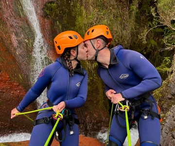 Vanuit Funchal: Gevorderd canyoningavontuur (niveau 2)