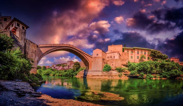 Evening Tour of Mostar Old Town - Escape the Heat