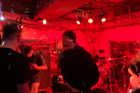 أوساكا تجربة الموسيقى والمأكولات الحية تحت الأرض