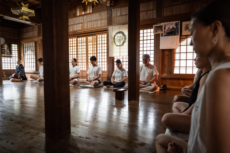 Tokyo: Zen Meditation, Calligraphy, and Tea Experience Zen Meditation with a Monk