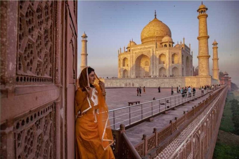 Z Delhi: Taj Mahal Agra, jednodniowa wycieczka z przewodnikiem i transferem