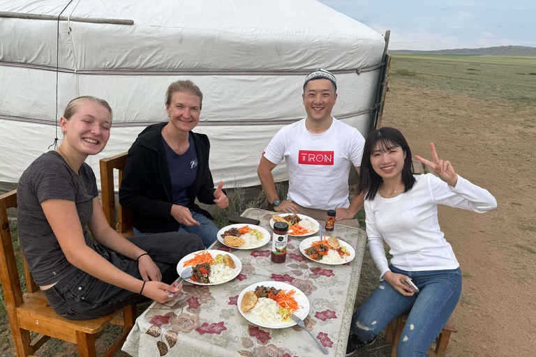 Ulaanbaatar: 9-Days Khagiin Khar Nuur & Horse Trekking Tour