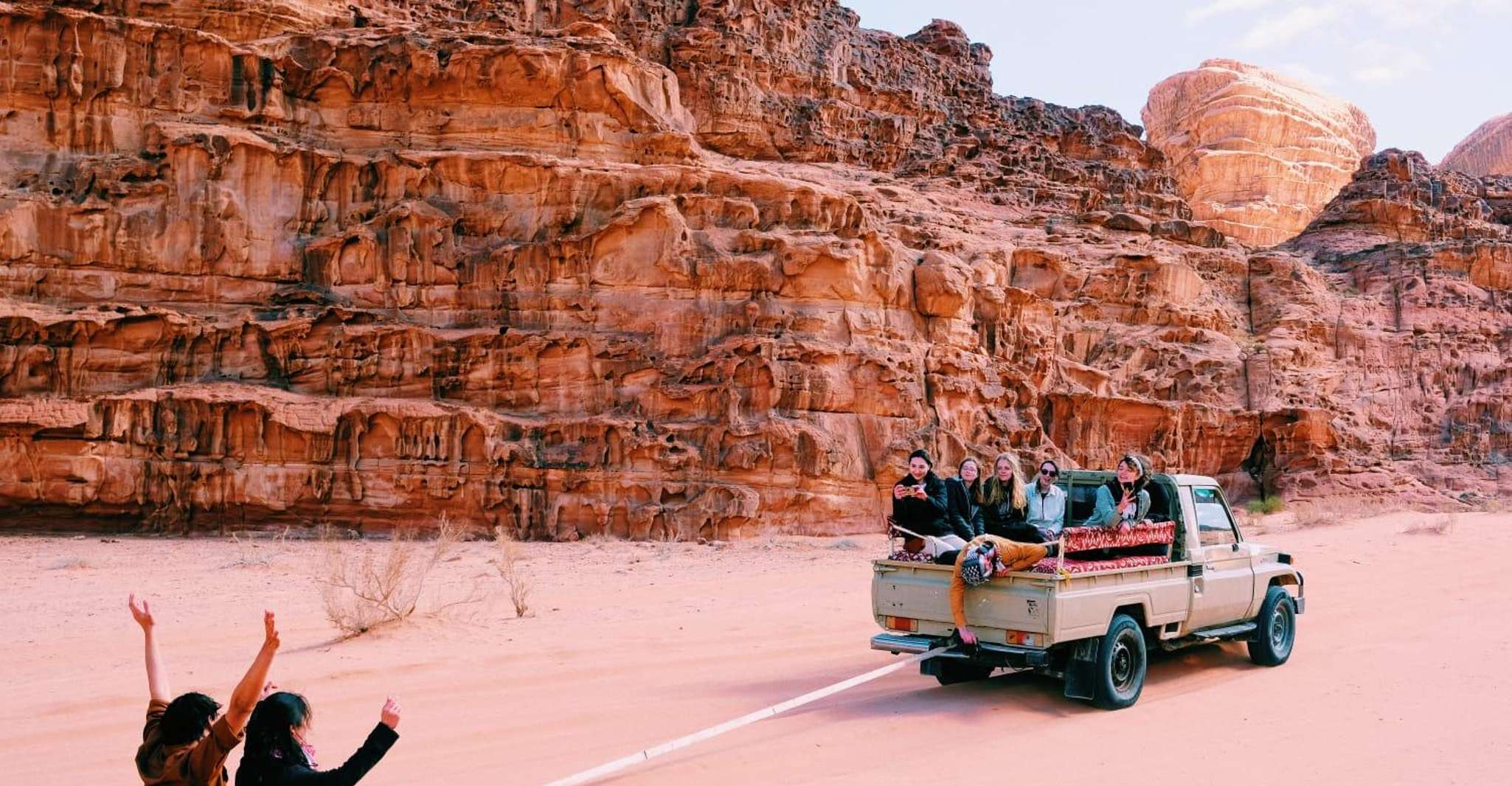 Wadi Rum, Jeep tour di mezza giornata - Hizvo