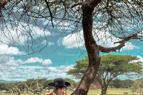 JOURNÉE FAUNE ET FLORE SAUVAGES - CIRCUIT AU DÉPART D&#039;ARUSHA, MOSHI OU ZANZIBAR.