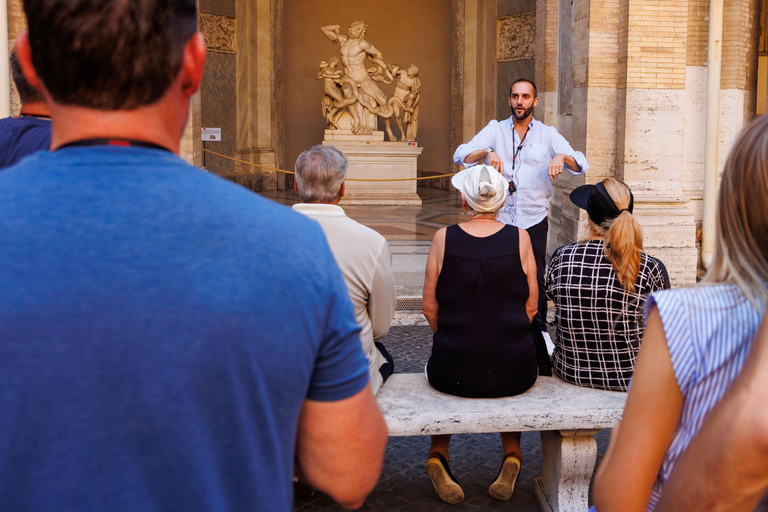 Roma: Museos Vaticanos y Capilla Sixtina: Visita divertida con entrada