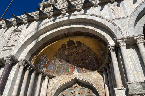 Veneza: Basílica de São Marcos Tour noturno exclusivo com ingresso