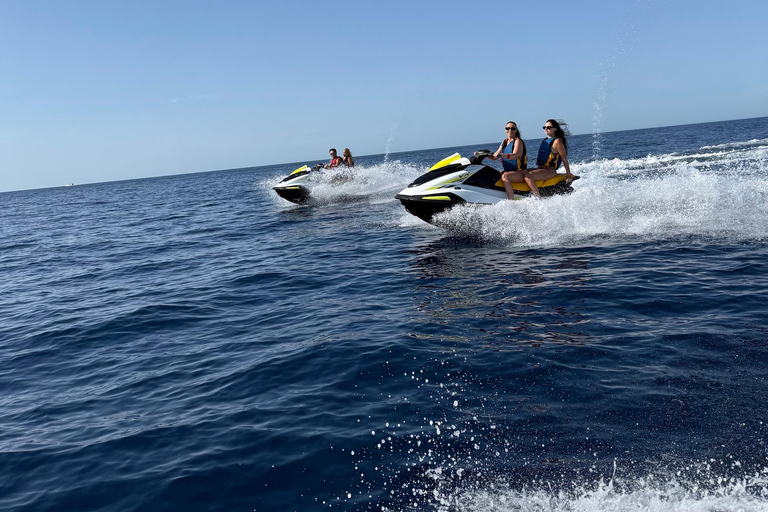 مغامرة التزلج على الماء إلى كالا كونتا البكرمغامرة جت سكي إلى كالا كونتا البكر