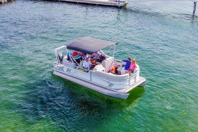 Visit Pontoon Boat Rental - 4 hour rental or 8 hour rental in Lake Havasu City