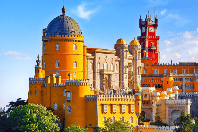 Lisbon: Sintra, Pena Palace, Cabo da Roca &amp; Cascais Day Tour