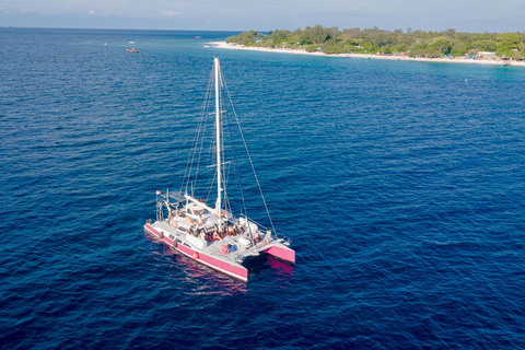 Gili Sailing Experience: Half-Day Sail & Sunset Cruise Gili Sailing Escapade