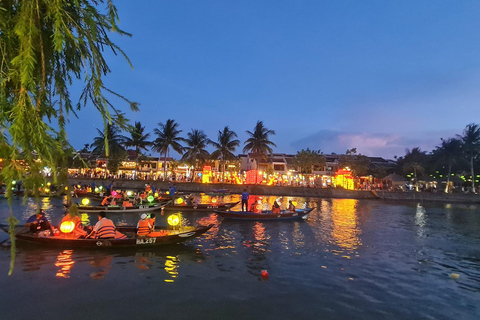 Da Nang/Hoi An: Tour in barca sul fiume del cocco e Festival delle LanterneAutista privato e auto