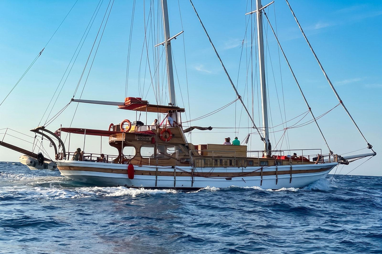 Sunset Cruise Athens Riviera – Half Day Swimming&BBQ onBoard