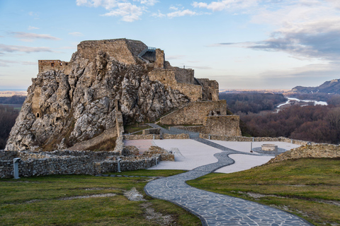 De Viena: Visita guiada de um dia a Bratislava e Budapeste