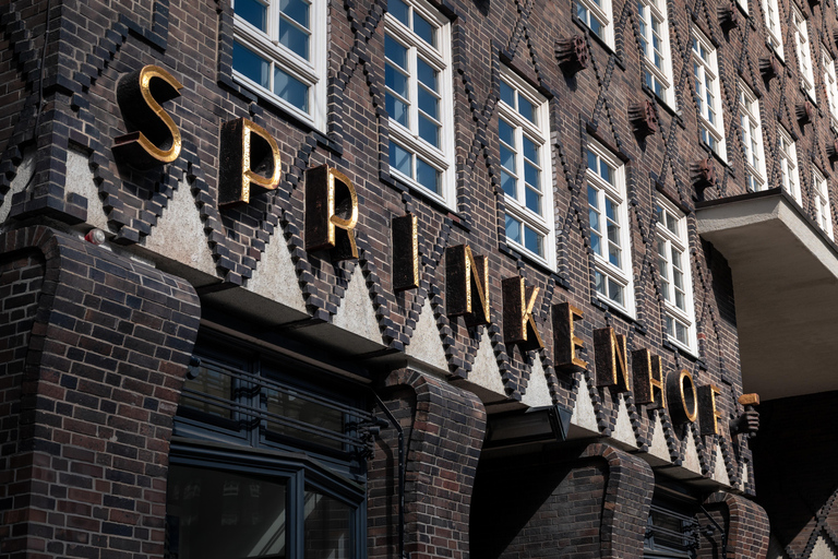 Hamburg: Speicherstadt, Elbphilharmonie Plaza & Boat Cruise