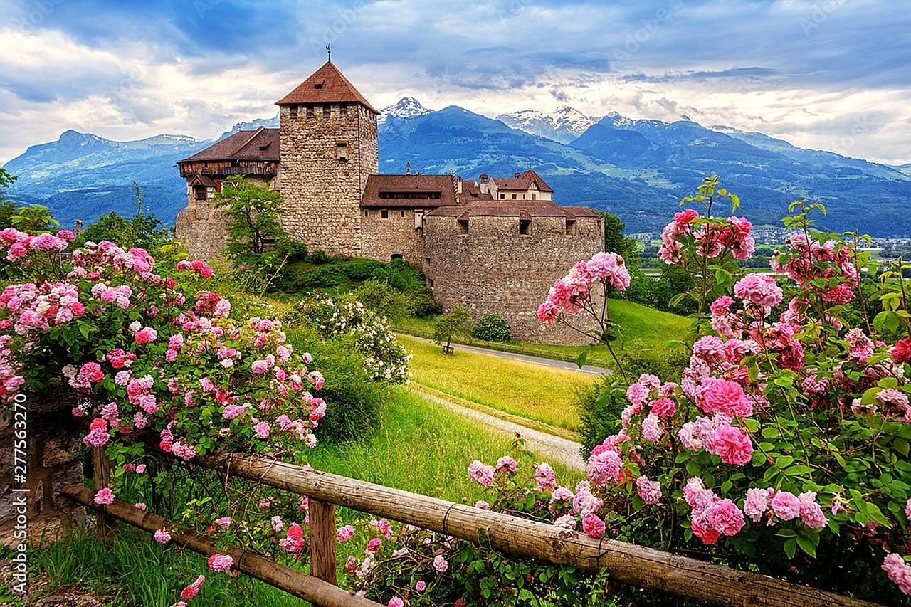 Entdecke 4 Länder an einem Tag: Liechtenstein, Österreich und Deutschland