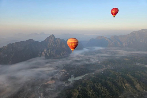 Vang Vieng: Hot Air Balloon Ride with City Hotel Pickup