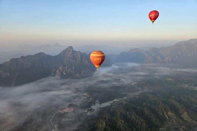 Vang Vieng: Hot Air Balloon Ride with City Hotel Pickup